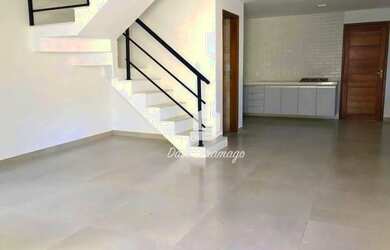 Imagem: A casa em condomínio possui 3 Dormitórios, 5 Banheiros, 2