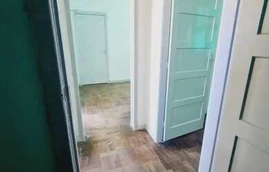 Imagem 11: Nyon Imóveis aluga apartamento com três dormitórios, sendo que um tem...