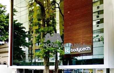 Imagem: O depósito possui 1 Vaga na garagem, 31m² de Área e está