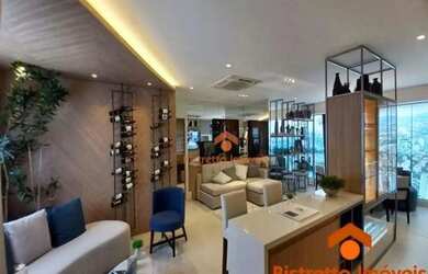 Imagem: O apartamento possui 3 Dormitórios, 3 Banheiros, 2 Vagas na