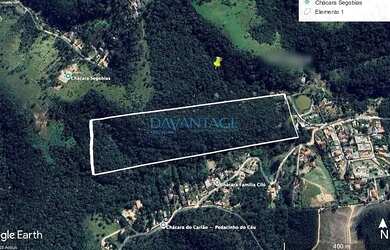Imagem: O terreno possui 122000m² de Área e está localizado em Chácaras