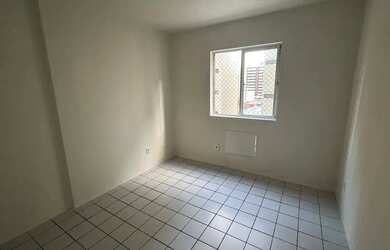 Imagem 8: Alugo Apartamento simples com 3 Quartos na Ponta Verde