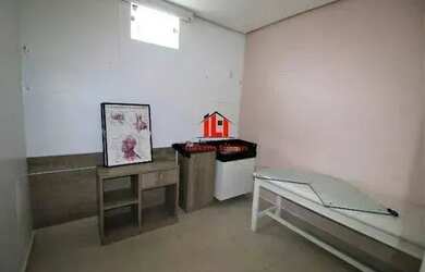 Imagem 9: Casa Comercial na praça do Carangueijo no Eldorado