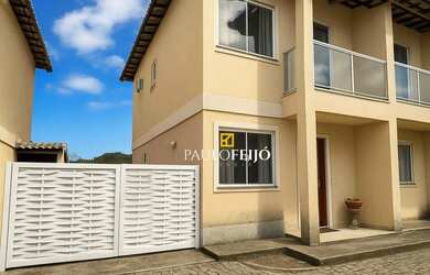 Imagem: A casa possui 2 Dormitórios, 1 Banheiro, 1 Vaga na garagem