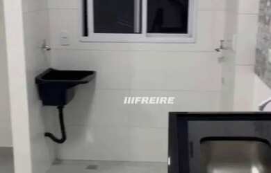 Imagem: O studio possui 1 Dormitório, 1 Banheiro, 1 Vaga na garagem