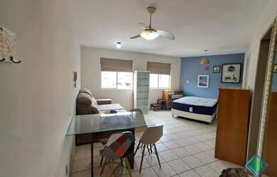 Imagem: A kitnet possui 1 Dormitório, 1 Banheiro, 35m² de Área e