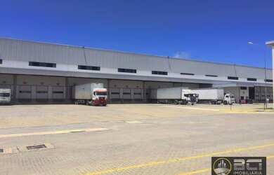 Imagem: O depósito possui 5 Vagas na garagem, 1.837m² de Área e