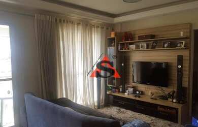 Imagem: O apartamento possui 3 Dormitórios, 1 Banheiro, 2 Vagas na