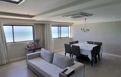 Imagem: O apartamento possui 3 Dormitórios, 5 Banheiros, 2 Vagas na