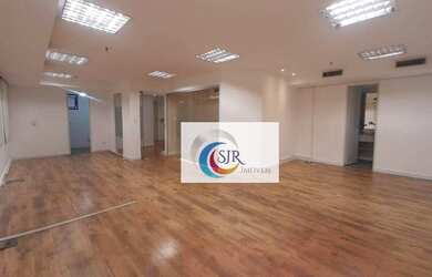 Imagem: O depósito possui 2 Vagas na garagem e 85m² de Área e está