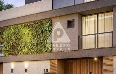 Imagem: A casa em condomínio possui 4 Dormitórios, 4 Banheiros, 3