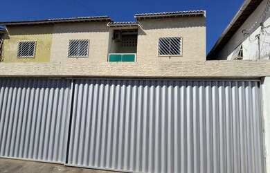 Imagem: A casa possui 2 Dormitórios, 1 Banheiro, 1 Vaga na garagem