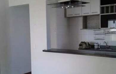 Imagem: A casa possui 2 Dormitórios, 1 Banheiro, 1 Vaga na garagem