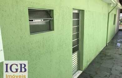 Imagem: A casa possui 3 Dormitórios, 1 Banheiro, 1 Vaga na garagem