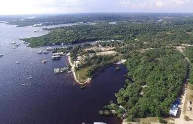 Imagem: O terreno possui 250m² de Área e está localizado em Ponta