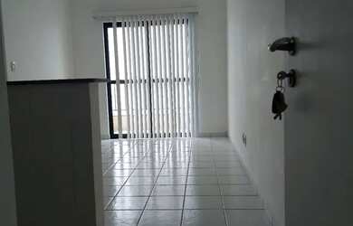 Imagem: O apartamento possui 1 Dormitório, 1 Banheiro, 1 Vaga na garagem