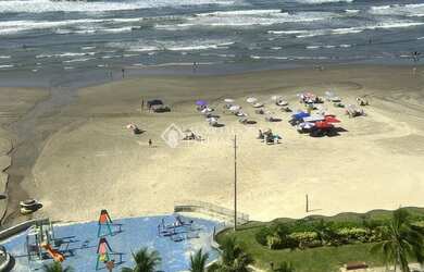 Imagem: O apartamento possui 2 Dormitórios, 2 Banheiros, 2 Vagas na