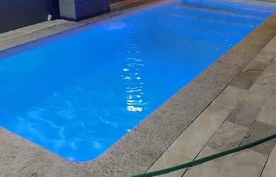 Imagem: A casa possui 2 Dormitórios, 1 Banheiro, 5 Vagas na garagem