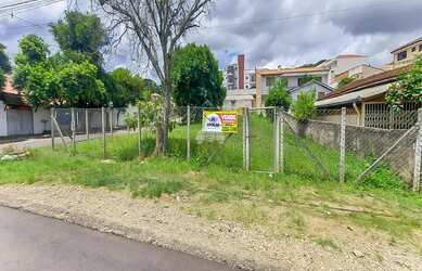 Imagem: O terreno possui 429m² de Área e está localizado em Santa