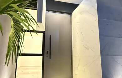 Imagem: A casa em condomínio possui 3 Dormitórios, 2 Banheiros, 2