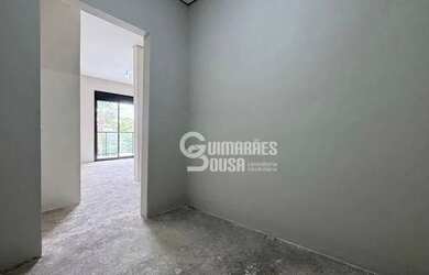 Imagem 12: Casa de Alto Padrão com 4 Suítes no Condomínio Portal do Paraíso II...