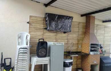 Imagem: A casa possui 1 Banheiro, Imóvel novo e está localizado em