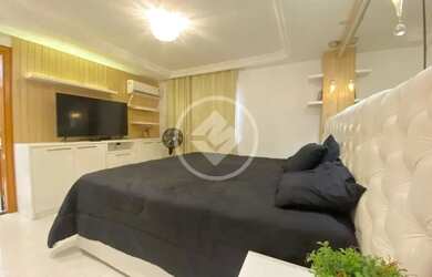 Imagem 13: cobertura tríplex com 5 quartos sendo 3 suítes, são 370 M2 com lazer...