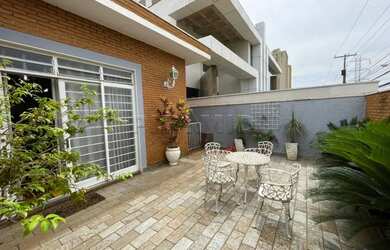 Imagem 6: Casa mista, no Bairro Jardim América, Zona Sul de Ribeirão Preto/SP