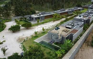 Imagem: A casa possui 4 Dormitórios, 4 Banheiros, 375m² de Área e