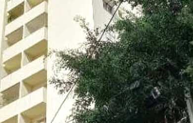 Imagem: O apartamento possui 1 Dormitório, 1 Banheiro, 1 Vaga na garagem