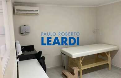 Imagem: O depósito possui 15m² de Área e está localizado em Vila