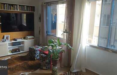 Imagem: O apartamento possui 2 Dormitórios, 1 Banheiro, 64m² de Área