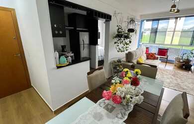 Imagem 2: Lindo Apartamento à venda, 2 Quartos, Sala ampla/cozinha com armários,...