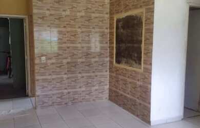 Imagem: O apartamento possui 2 Dormitórios, 1 Banheiro e 1 Vaga na