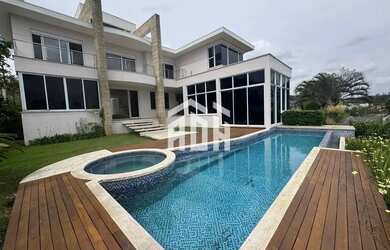 Imagem: A casa possui 5 Dormitórios, 5 Banheiros, 1.009m² de Área