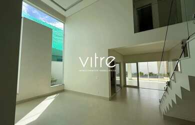 Imagem: A casa em condomínio possui 4 Dormitórios, 5 Banheiros, 3