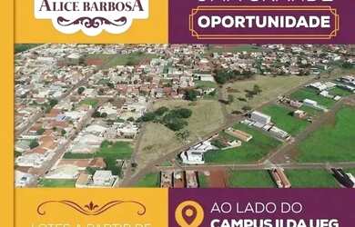 Imagem: O terreno à venda possui 270m² de Área e está localizado