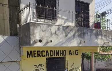 Imagem: A casa possui 2 Dormitórios, 1 Banheiro, 70m² de Área e