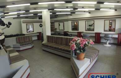 Imagem 2: Loja térrea 80m² com 4 vagas no Novo Mundo - Curitiba-PR