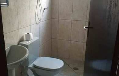 Imagem: A casa possui 3 Dormitórios, 4 Banheiros e está localizado