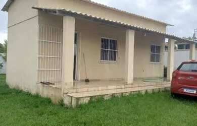 Imagem: A casa possui 1 Dormitório, 1 Banheiro, 5 Vagas na garagem