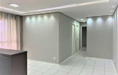 Imagem: O apartamento possui 3 Dormitórios, 2 Banheiros, 2 Vagas na