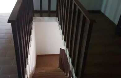 Imagem: A casa possui 4 Dormitórios, 4 Banheiros, 4 Vagas na garagem