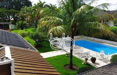 Imagem: A casa em condomínio possui 5 Dormitórios, 4 Banheiros, 4