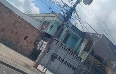 Imagem: A casa possui 3 Dormitórios e está localizado em Sacramenta