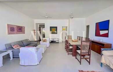 Imagem: O apartamento possui 3 Dormitórios, 4 Banheiros, 1 Vaga na