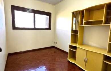 Imagem 9: CAXIAS DO SUL - Casa Padrão - SERRANO