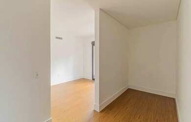 Imagem 12: Sobrado Geminado com 3 suíte(s) à venda no bairro SAGUACU em JOINVILLE, por R$ 1.490.000.0