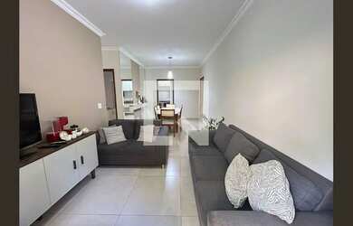 Imagem: O apartamento possui 3 Dormitórios, 2 Banheiros, 2 Vagas na