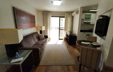 Imagem: O studio possui 1 Dormitório, 1 Banheiro, 1 Vaga na garagem